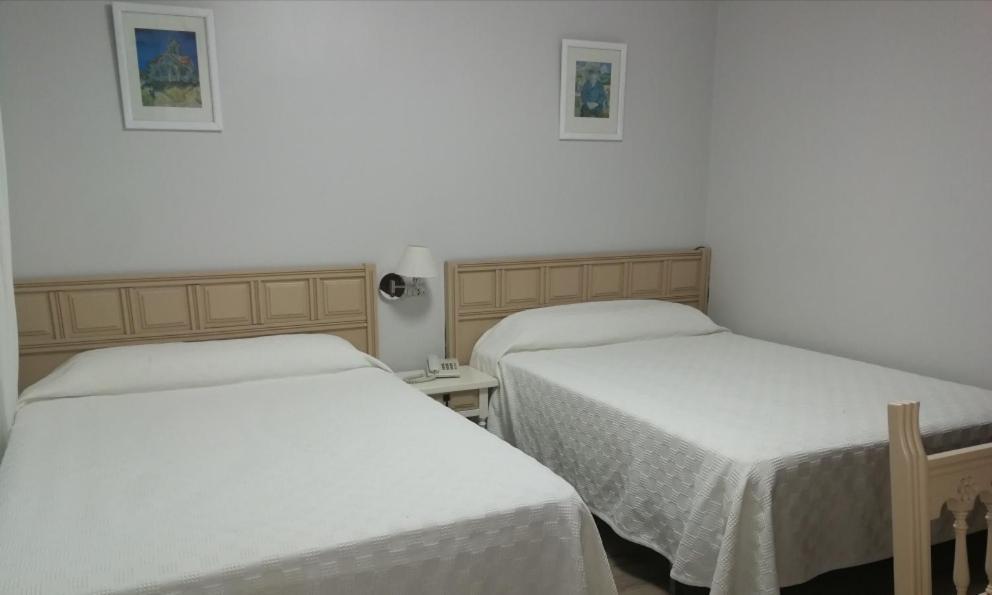 Hostal Antolin Redondela Extérieur photo